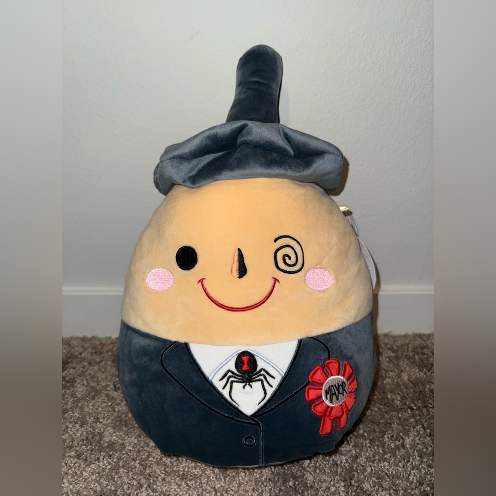 NWT 10in NBC Mayor Squishmallow
